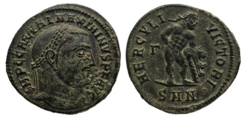 226   -  Maximinus II Daia. Follis. . 310-313. d.C. Nicomedia. (RIC 68.)