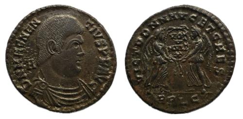 234   -  Magnencio. Marionina. 350-351 d.C. Roma (RIC 186).