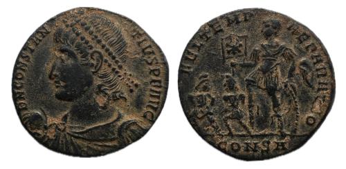 235   -  Constancio II, Follis. 337-361 d.C.Constantinopla. ( RIC VIII,84a; LRBC 2010 )